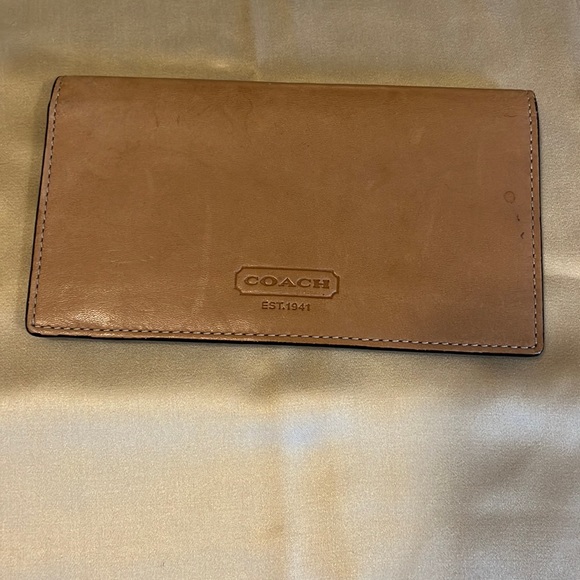 Coach Handbags - Coach Vintage Tan & Brown Leather Checkbook Holder